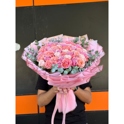 51 RENKLİ GÜL BUKETİ